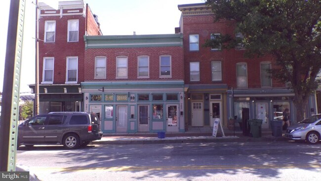 Building Photo - 763 Washington Blvd