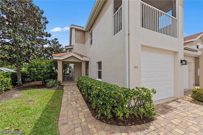 Building Photo - 28611 Carriage Home Dr