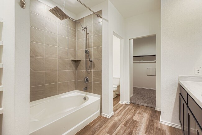 Building Photo - 1726 Windstone Rdg Dr