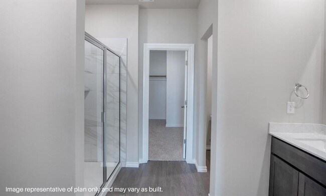 Building Photo - Stylish & Smart Living in Yukon – 4-Bedroo...
