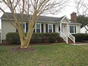 Building Photo - Spacious Four Bedroom Mechanicsville Home ...