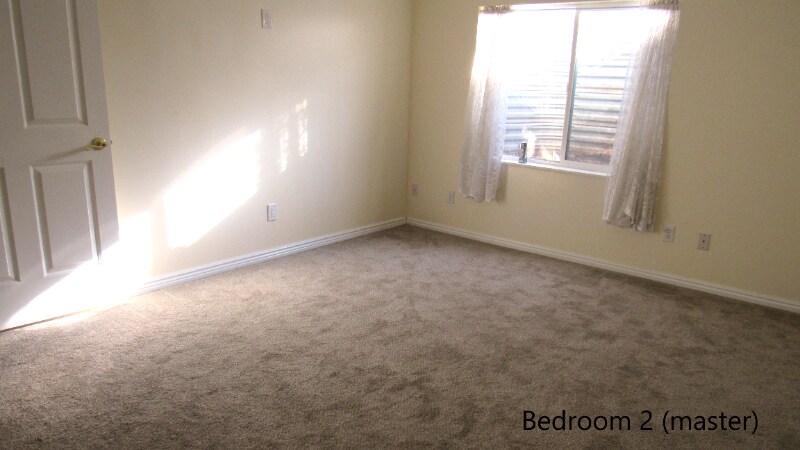 Building Photo - 7896 Goldenpointe Wy
