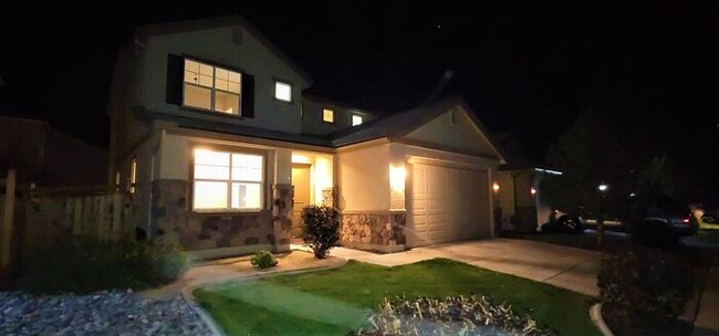 Building Photo - Stunning Former Model Home for Rent – Move...