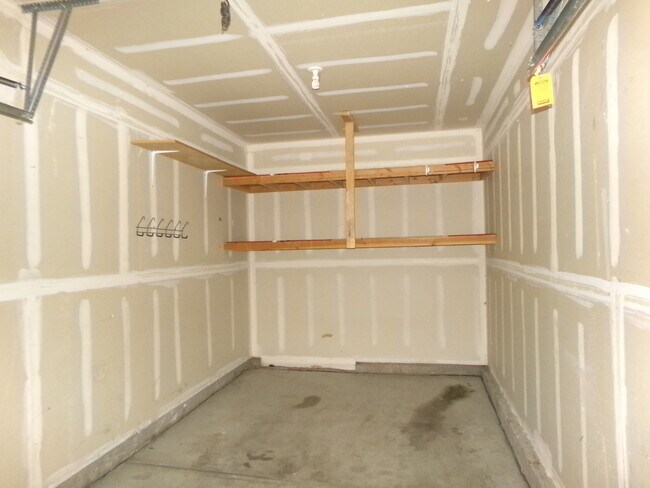 Building Photo - 3520 Warren Farm Ct