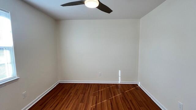 Building Photo - 115 N Valley Dr NW