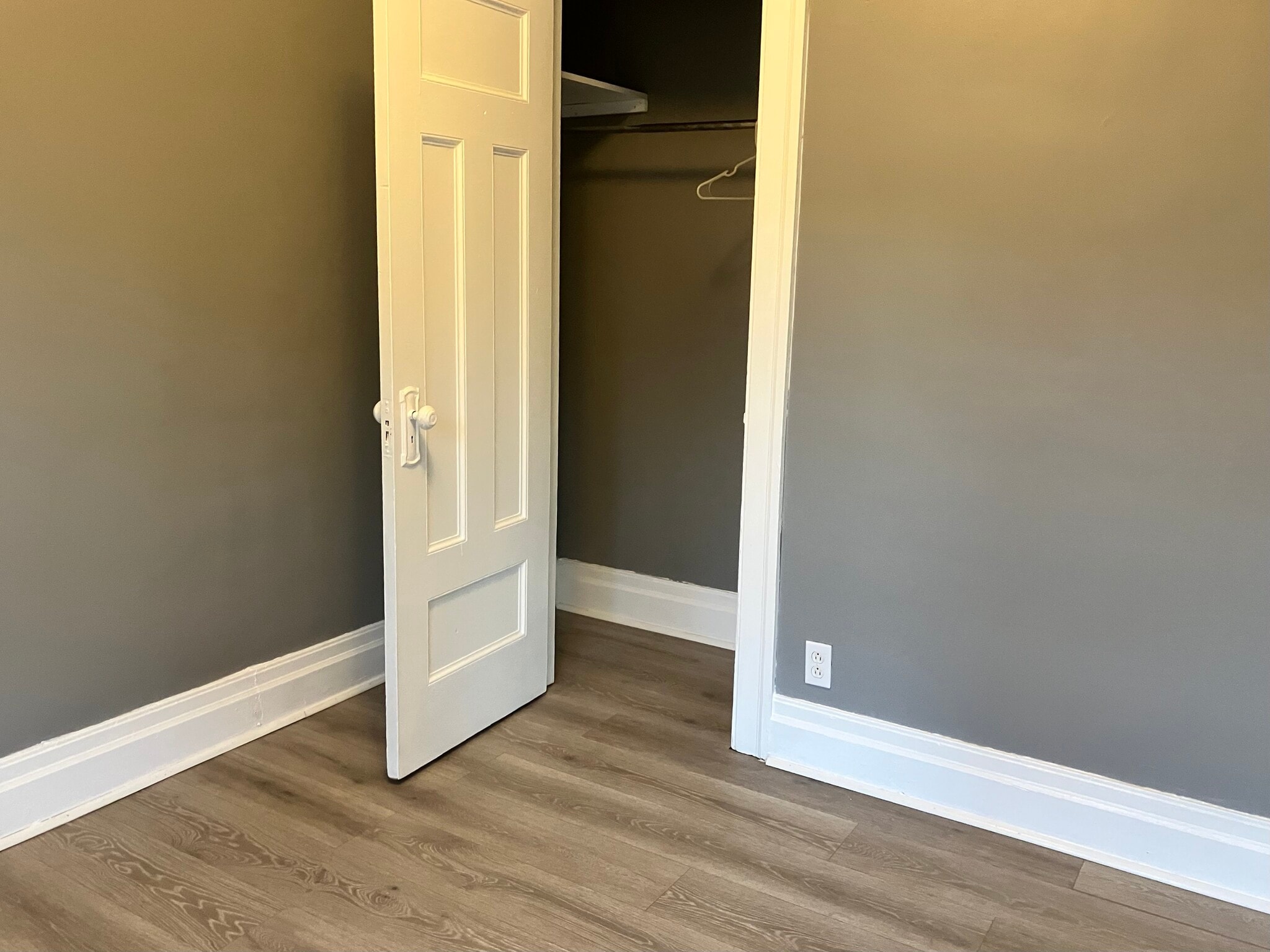 Front bedroom closet - 256 Weyl St