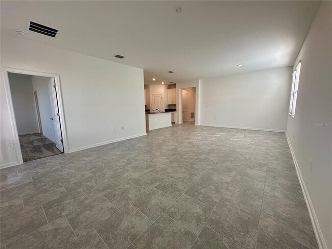 Building Photo - 166 Aces High Ln