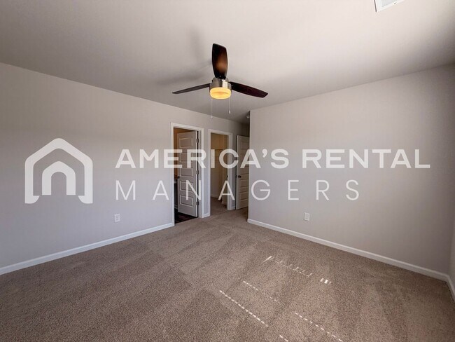 Building Photo - Modern New Construction Townhouse in Lincoln, AL!