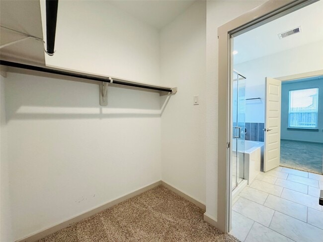 Building Photo - 3011 Jackmans Diamond