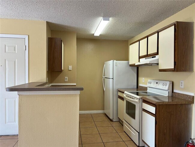 Building Photo - 2131 Cascades Blvd