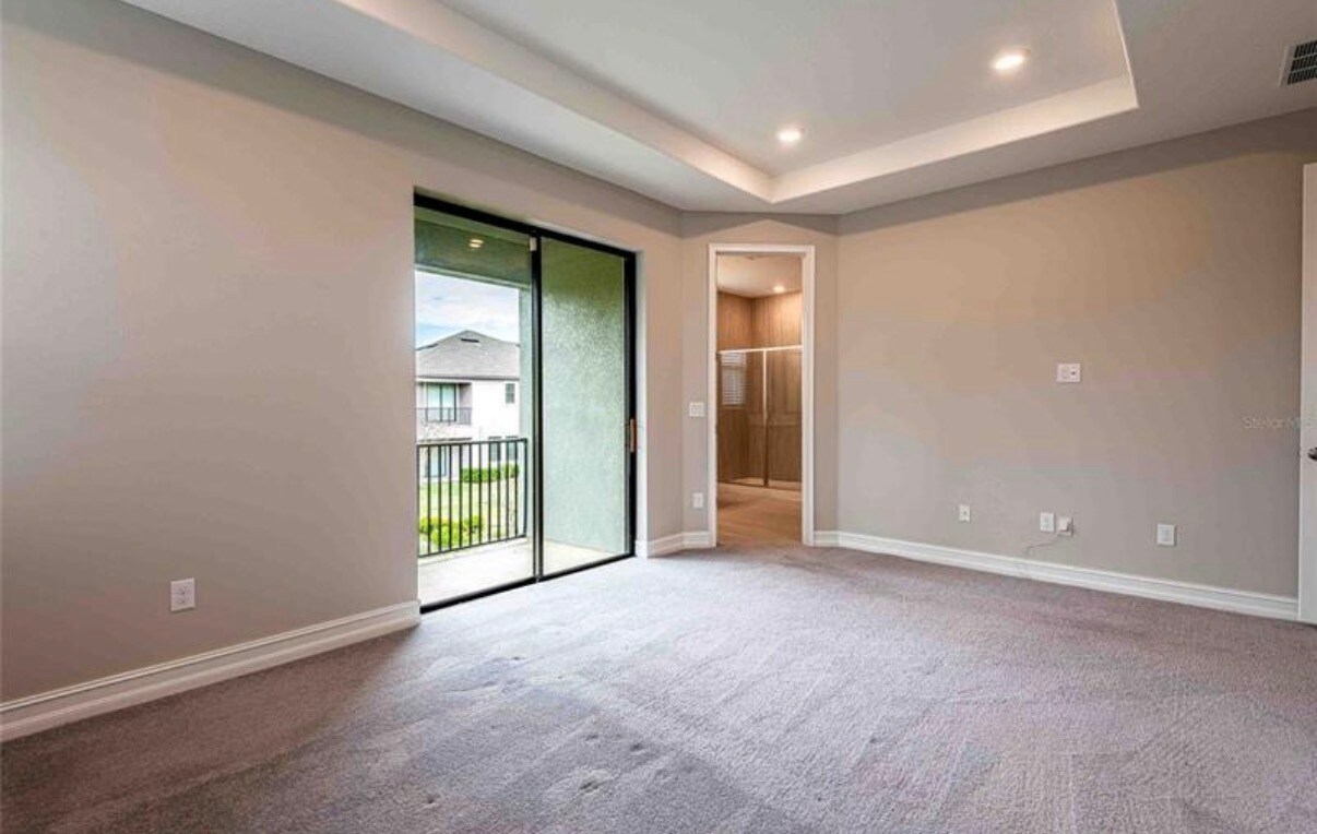 Building Photo - 4655 Almada Ln