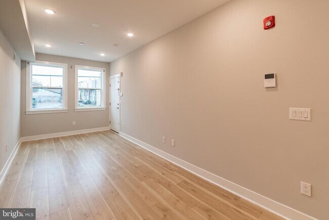 Building Photo - 1020 S 53rd St