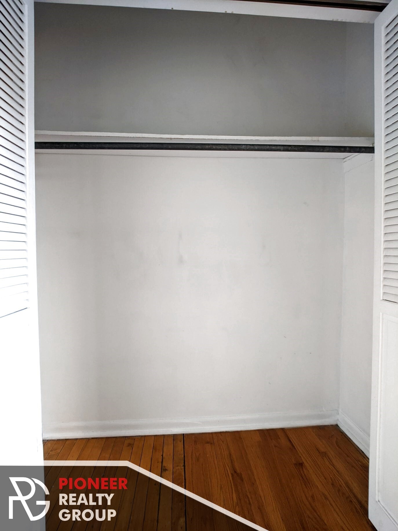 Building Photo - 1224 N Dearborn St