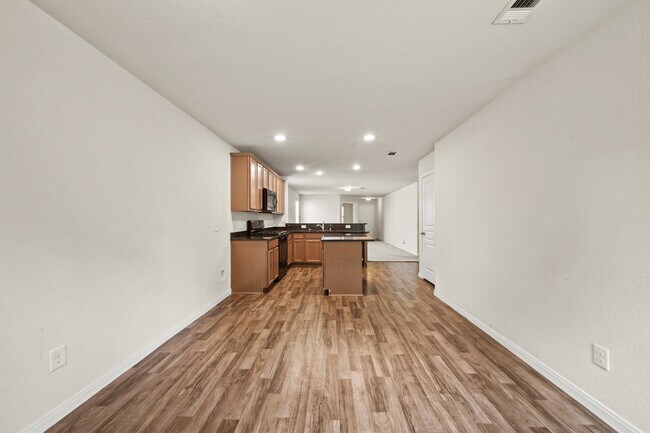Building Photo - 2638 Bedrock Ln
