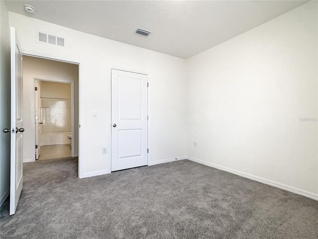 Building Photo - 16506 Mosaic Oar Dr