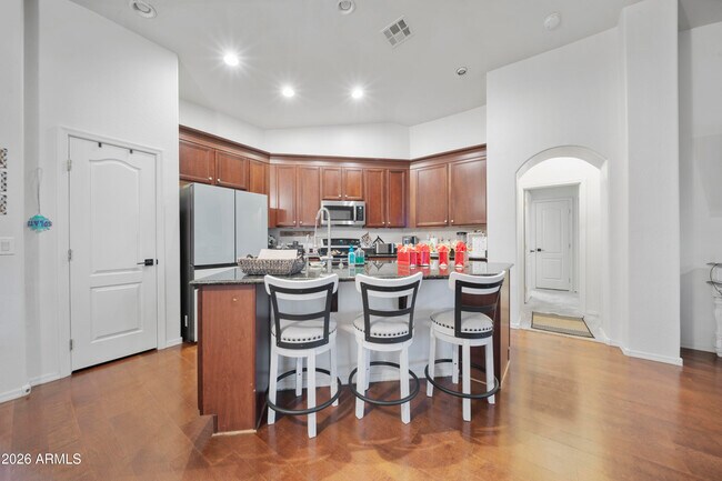 Building Photo - 17239 W Ironwood St