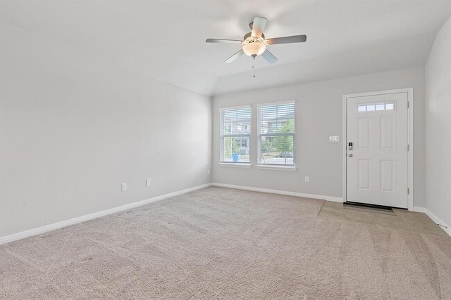 Building Photo - 14417 Heartland Dr