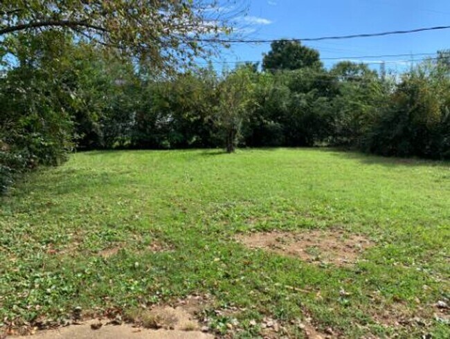 Building Photo - 1578 Van Buren Dr