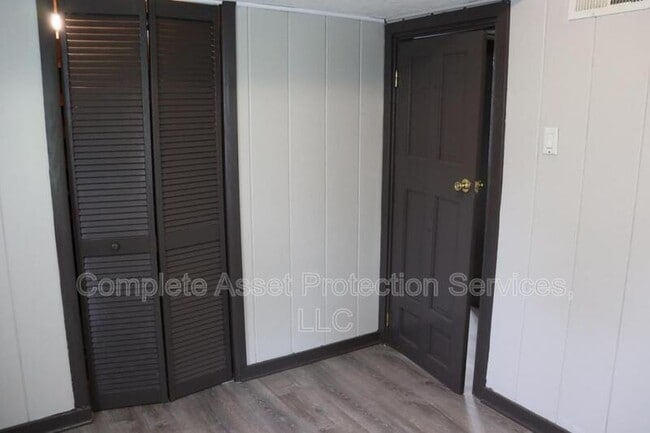 Building Photo - 5416 Mulberry Ave