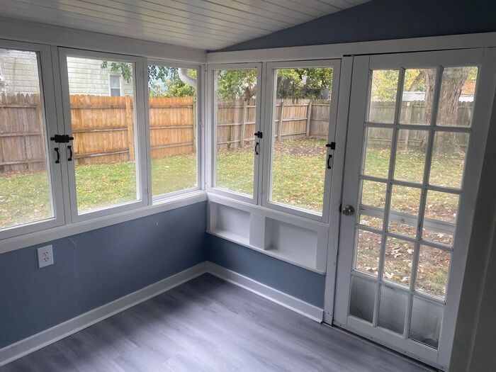 Building Photo - 28522 Fairfax St