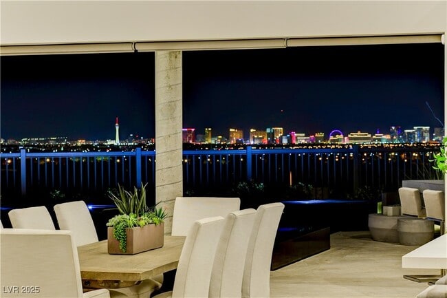 Building Photo - 6300 Clovis Point St