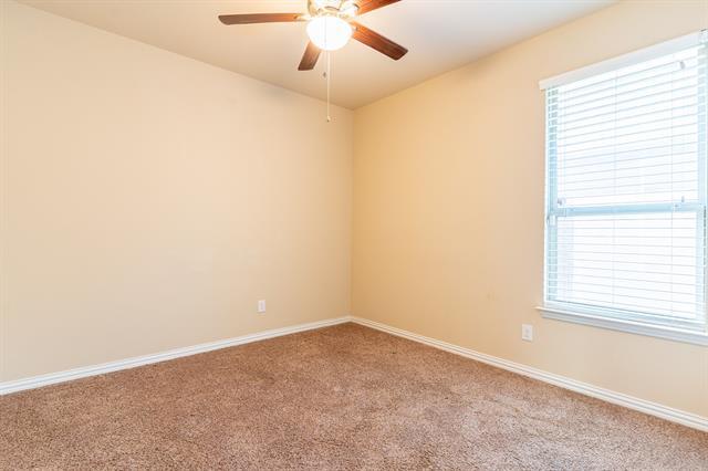 Building Photo - 2943 Ladoga Dr
