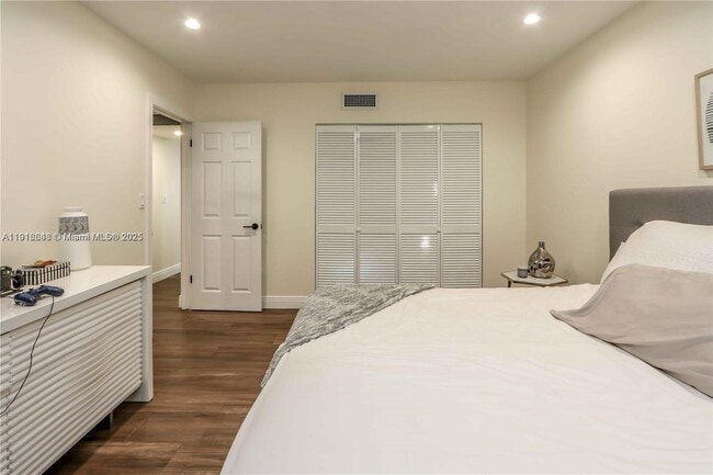 Building Photo - 16509 Fox Den Ct