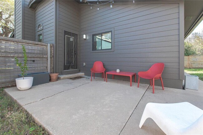 Building Photo - 1622 Cattle Trail