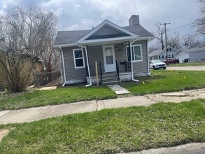 Building Photo - 1129 Huron St