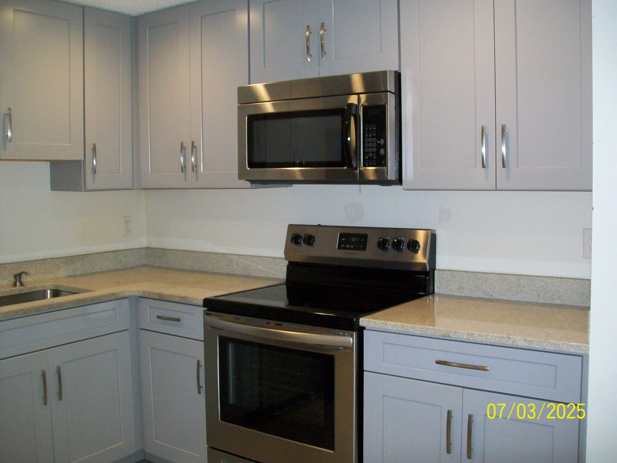 Building Photo - 120 Heather Rdg
