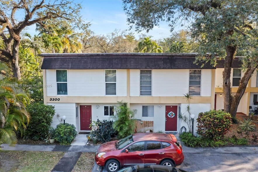 Building Photo - 3300 Atlanta St