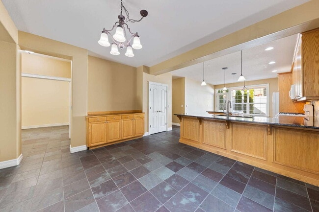 Building Photo - Beautiful Home in 55+ Community!