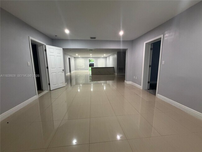 Building Photo - 45 NW 99th St