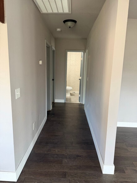 Building Photo - 821 Everett Springs Rd