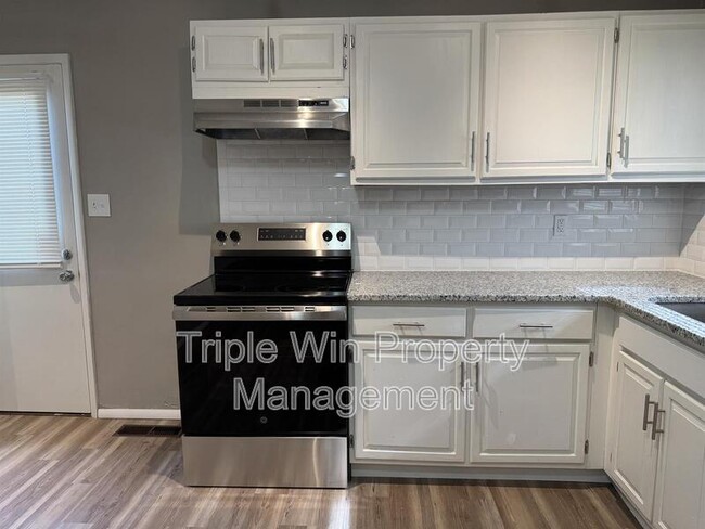 Building Photo - 11282 Ashcroft Ln
