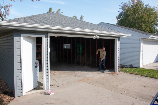 Building Photo - 805 Edward St