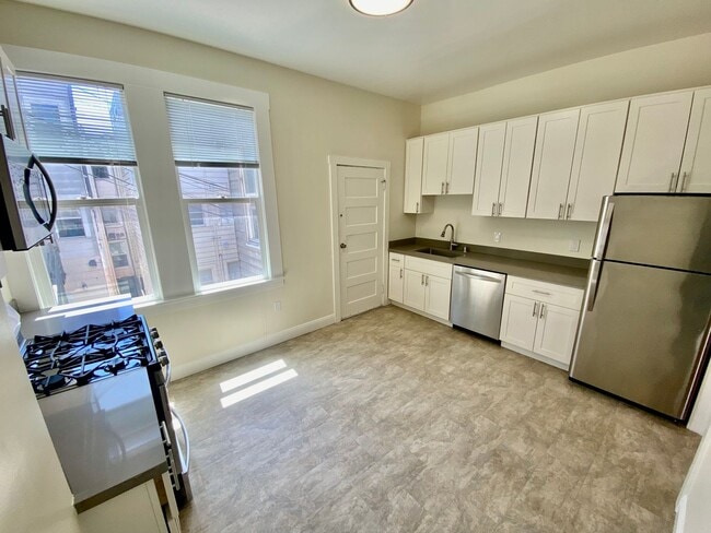 Building Photo - 1081 Natoma St