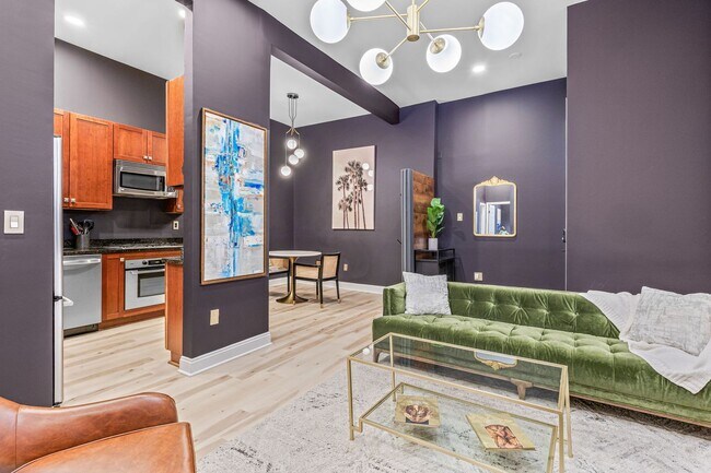 Building Photo - Fully Furnished 1-Bedroom in Benton Park | Utilities Included | 3, 6 & 9 Month Leases