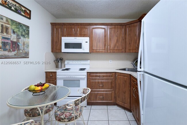 Building Photo - 7707 Camino Real