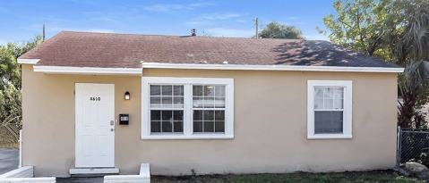 Building Photo - 4610 Pinewood Ave