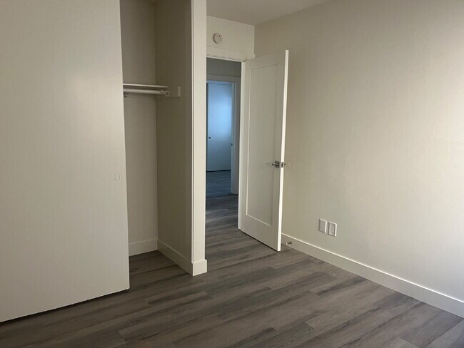 Building Photo - "Charming 4-Bedroom Coastal Retreat with 2 Baths"