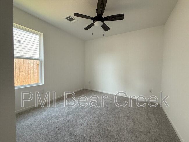 Building Photo - 10268 Prairie Dunes Ln