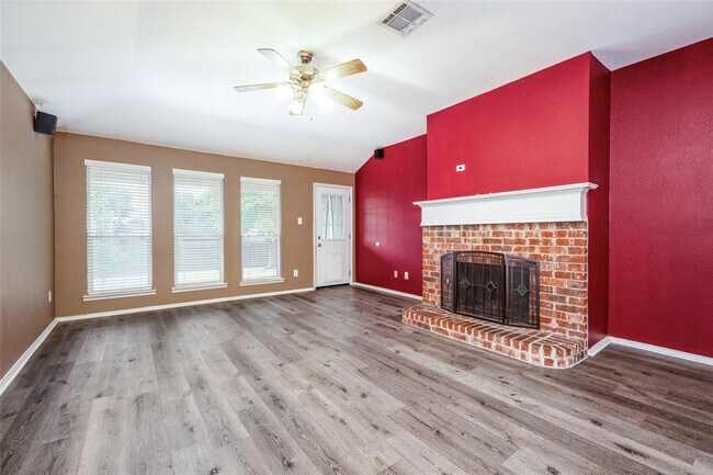 Building Photo - 209 Tripp Trail