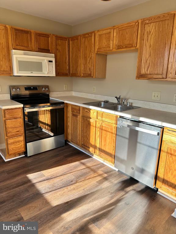 Building Photo - 7114 Wytheville Cir