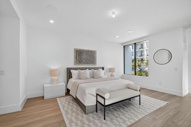 Building Photo - 204 Osceola Park Ln