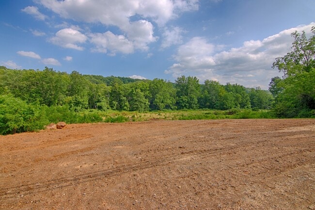 Building Photo - 496 Mine Brk Rd
