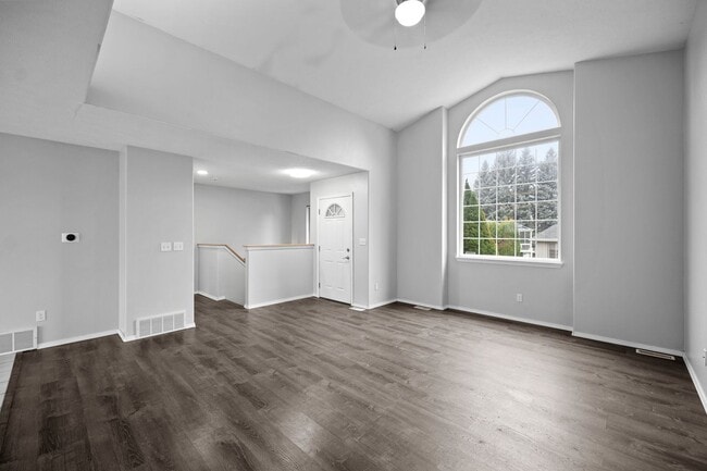 Building Photo - Spacious Latah Valley Home - Gated Community