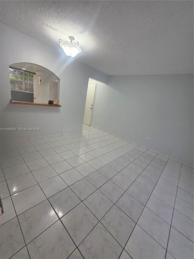 Building Photo - 8101 SW 73rd Ave