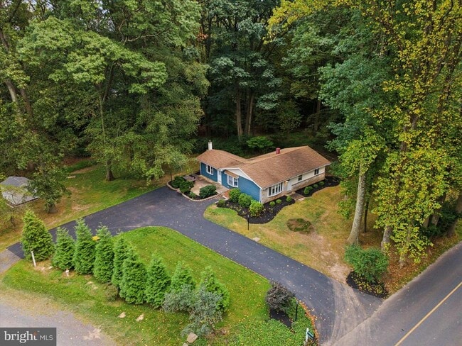 Building Photo - 3249 Mill Rd