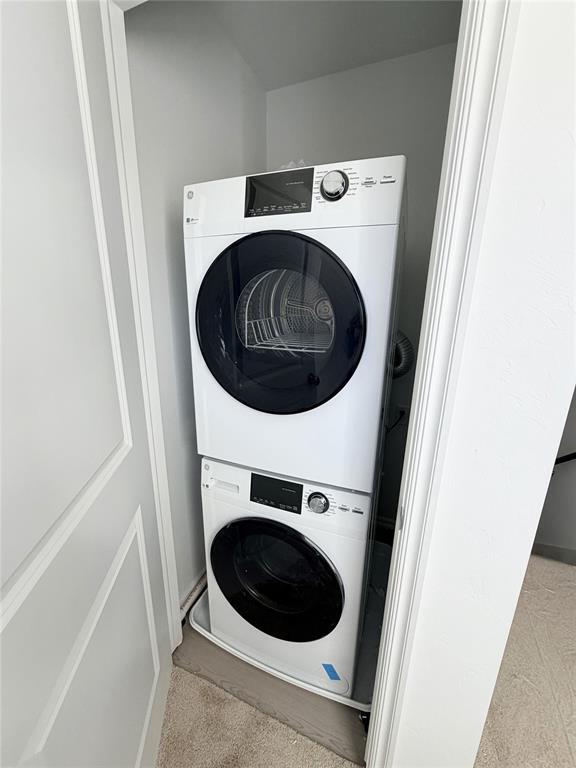 Building Photo - 2007 Delphine Dr